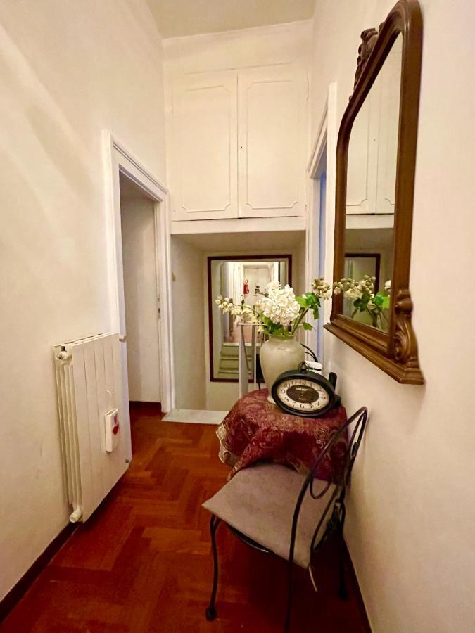 Appartamento Parisa House Roma Esterno foto